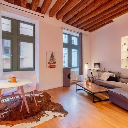 New! Spacious Flat In 