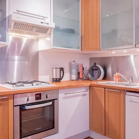 New! Spacious Flat In 