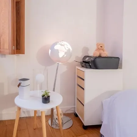 Apartment New! Spacious Flat In 