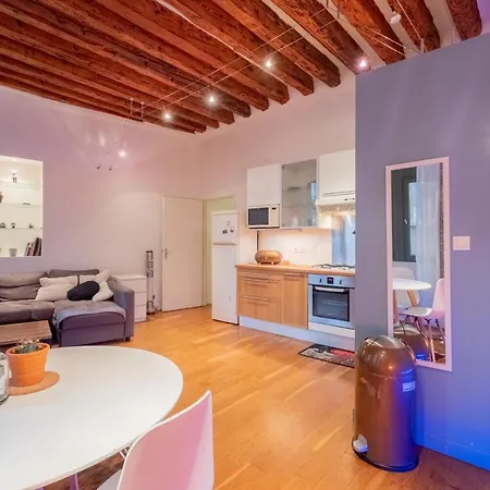 New! Spacious Flat In 